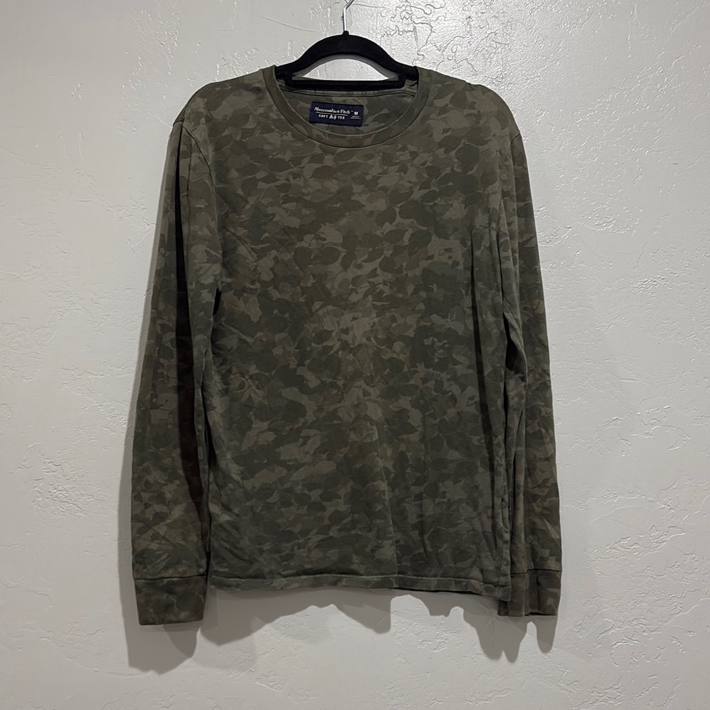 Abercrombie & Fitch Green Long Sleeve Tee Soft Crew Neck